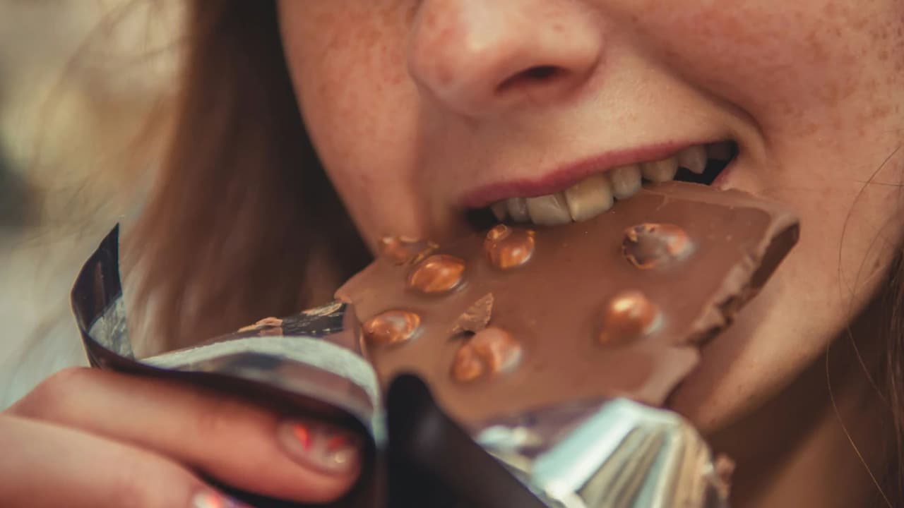 Why French Women "Don't Get Fat" Despite Gorging On Chocolate And Butter
