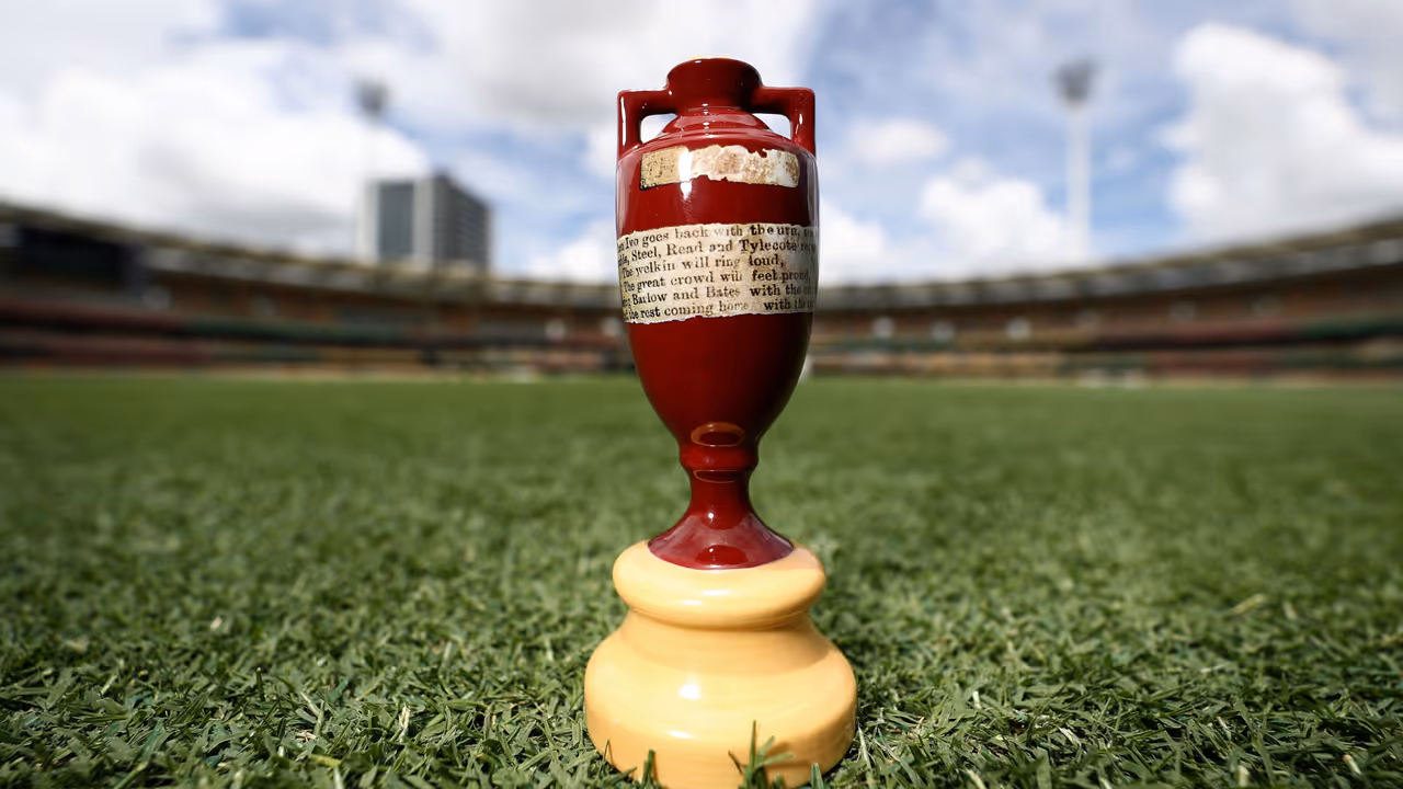 Ashes urn Ashes urn
