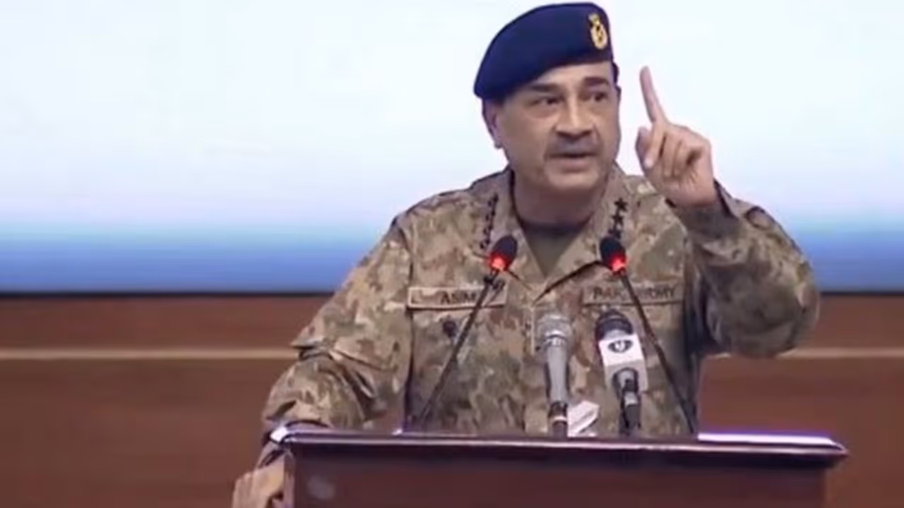 Pakistan army confirms deployment of forces to Saudi Arabia under Makkah pact jets strike Houthi targets Pakistan army confirms deployment of forces to Saudi Arabia under Makkah pact jets strike Houthi targets
