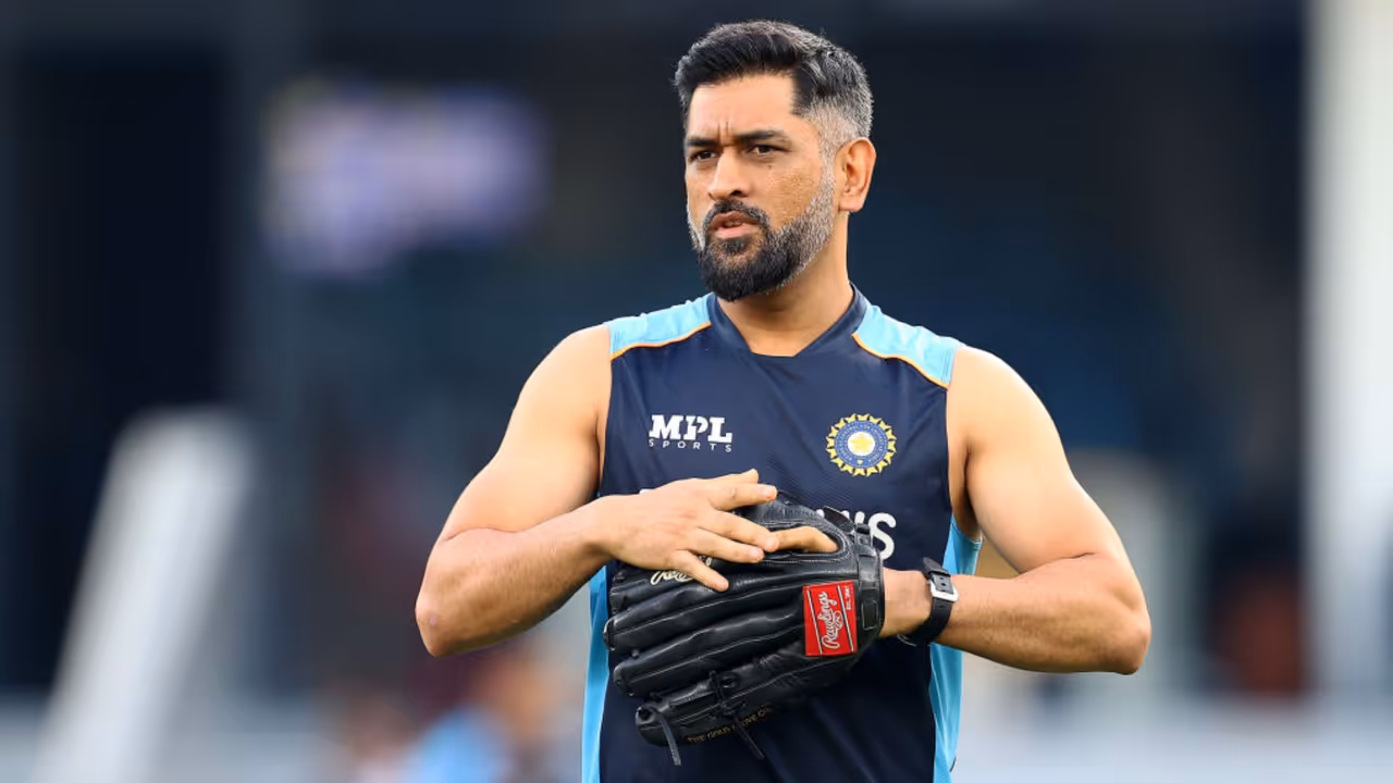 MS Dhoni MS Dhoni