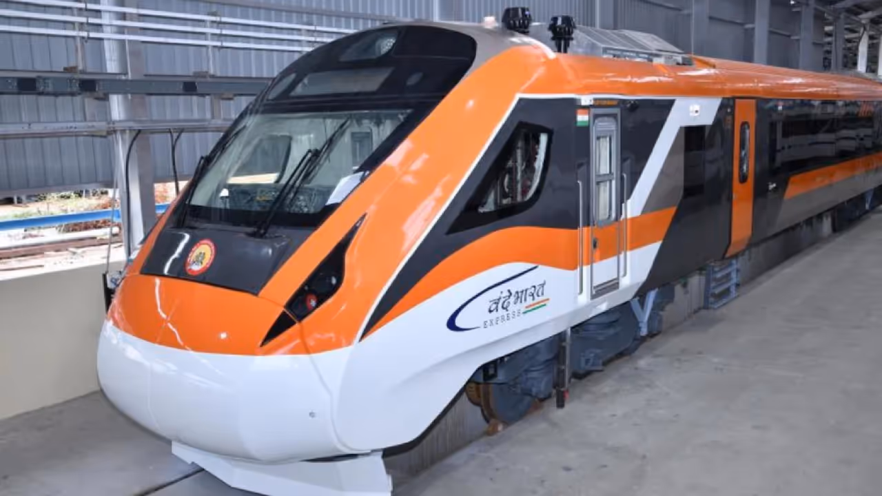 Bengaluru Mumbai Vande Bharat Sleeper train ready for trial run Bengaluru Mumbai Vande Bharat Sleeper train ready for trial run
