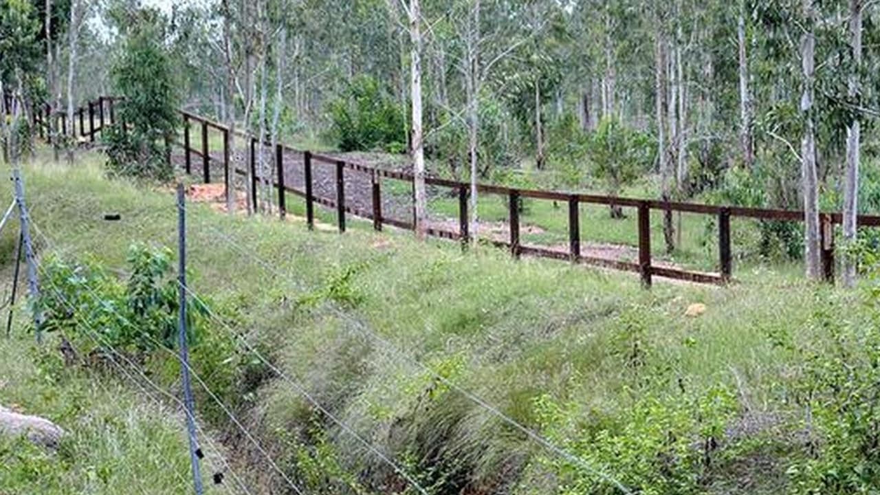 Chamarajanagar encounter case Miscreants uproot solar fence in Hanur forest Fear of wild animals attack Chamarajanagar encounter case Miscreants uproot solar fence in Hanur forest Fear of wild animals attack