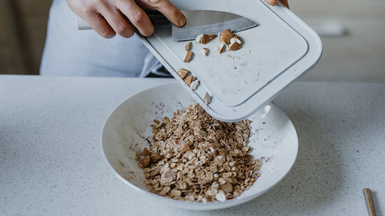 how to chop dry fruits quickly