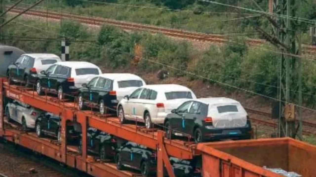 Maruti Car On Train Maruti Car On Train