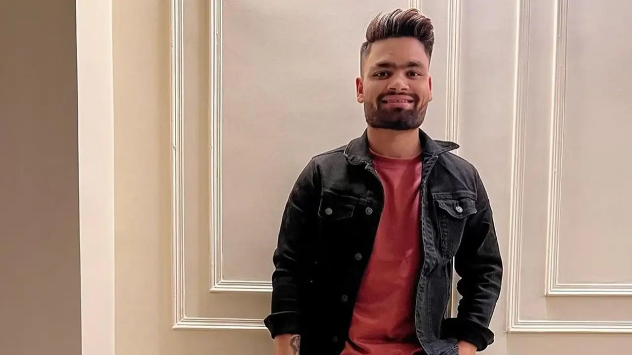 Rinku Singh salary as BEO