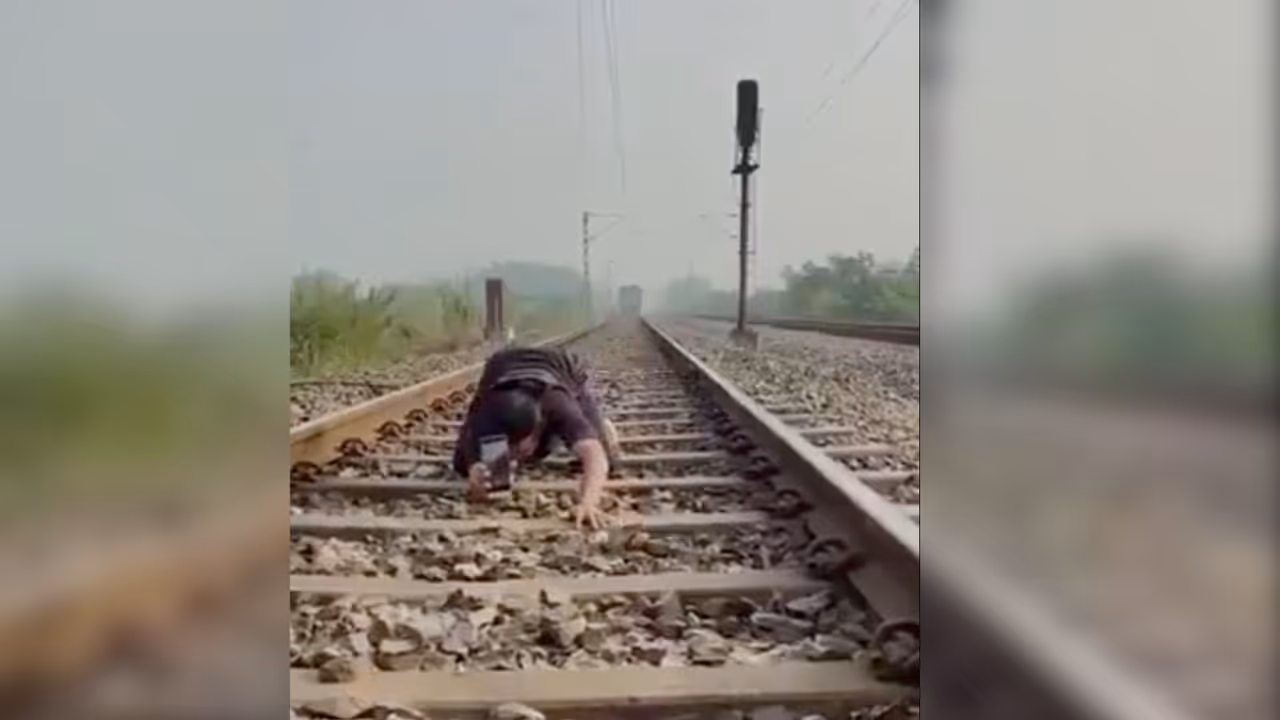 railway track stunt video railway track stunt video
