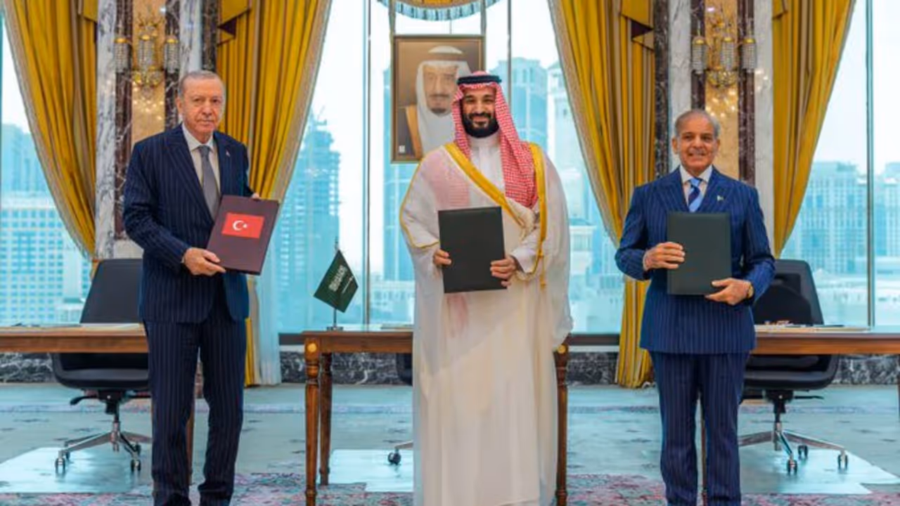 mecca defense agreement saudi arabia pakistan turkey houthi military deployment photo mecca defense agreement saudi arabia pakistan turkey houthi military deployment photo