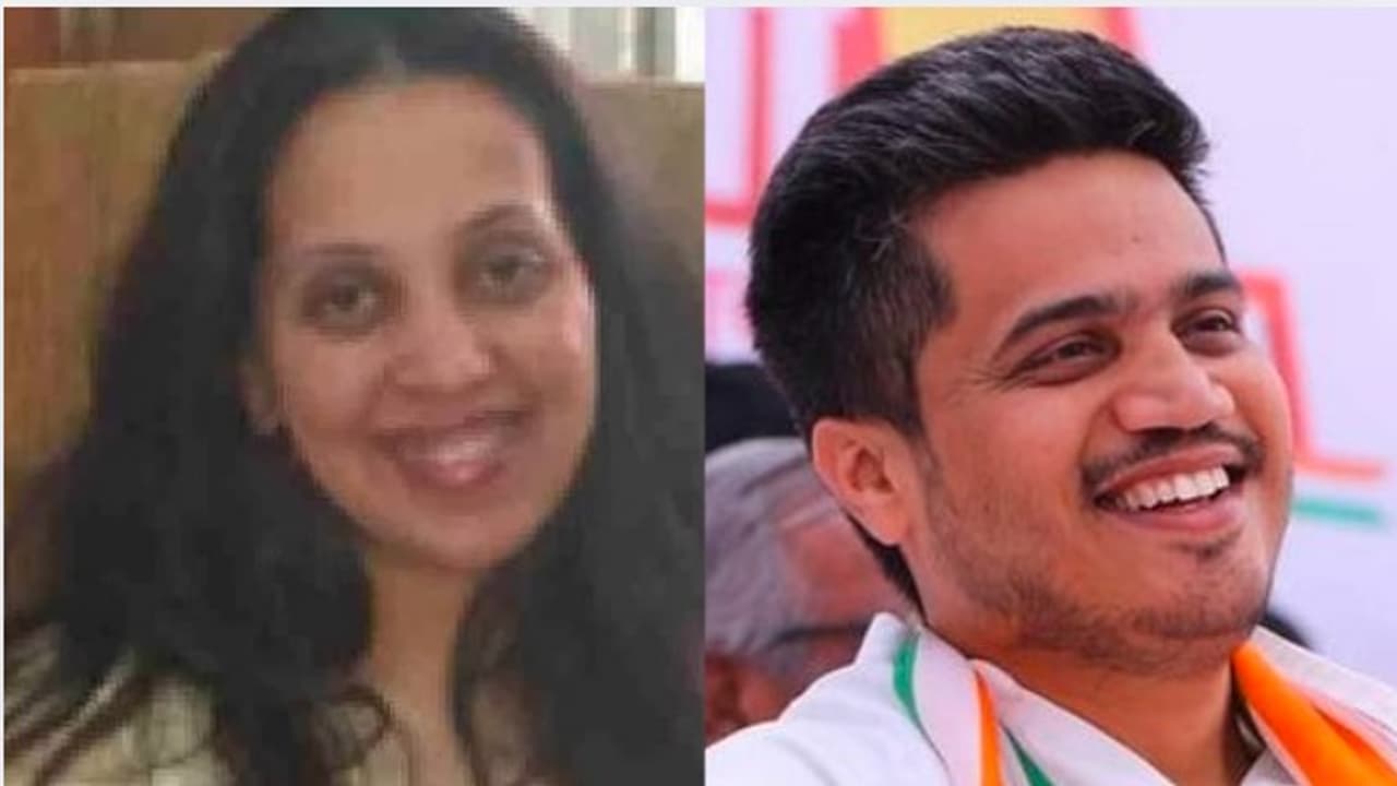 aarti sathe and rohit pawar 