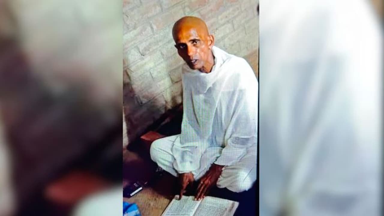 Husband Disguised as Sadhu Kills Wife with Hammer