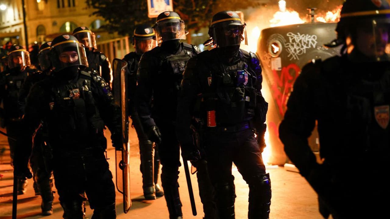 france riots france riots