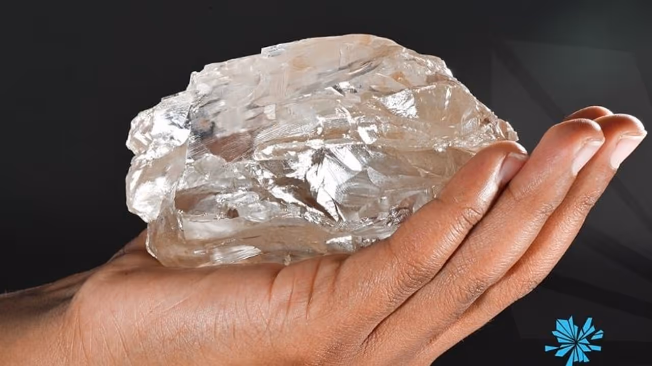 B𝗼𝘁𝘀𝘄𝗮𝗻𝗮 𝗱𝗶𝗮𝗺𝗼𝗻𝗱 