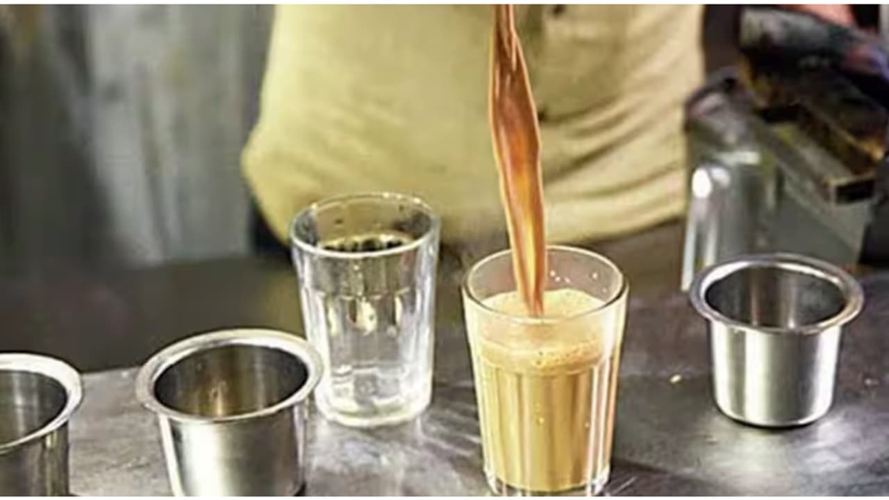 Modi Birthday Free Tea shop