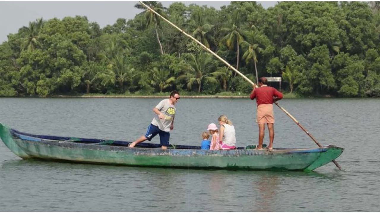 Ponnumthuruthu island