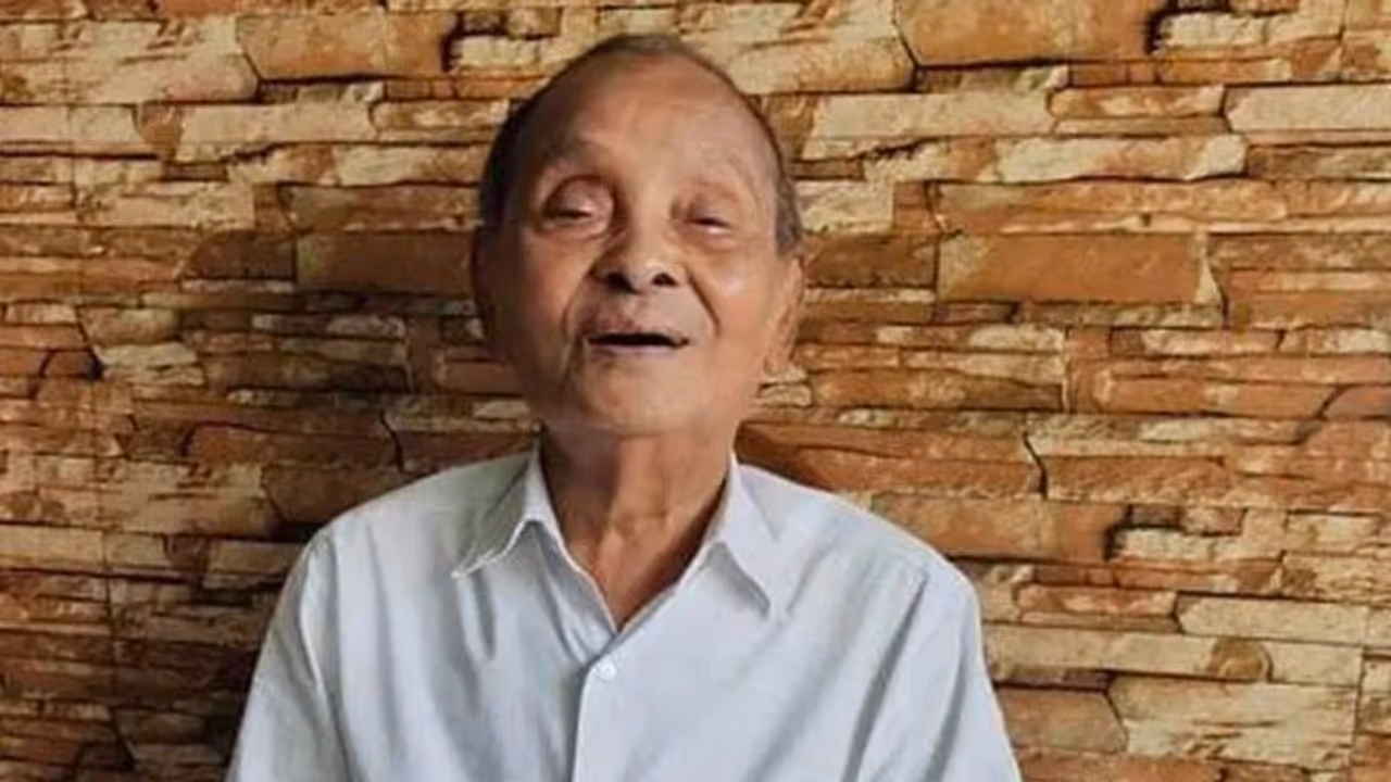 Cardiologist Mani Chettri dies at 106 in kolkata Cardiologist Mani Chettri dies at 106 in kolkata