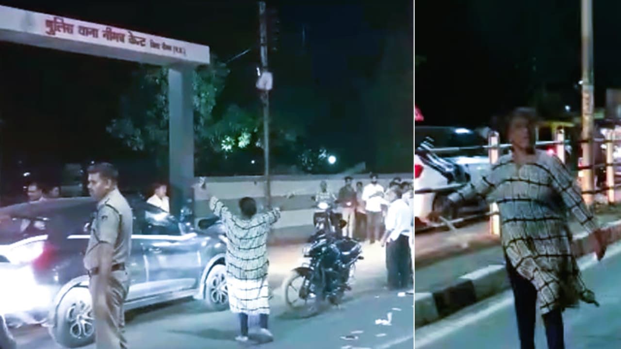 Angry woman from Neemuch,