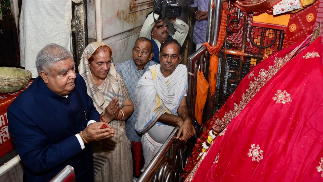 Jagdeep Dhankhar in West Bengal Kolkata Kalighat Temple