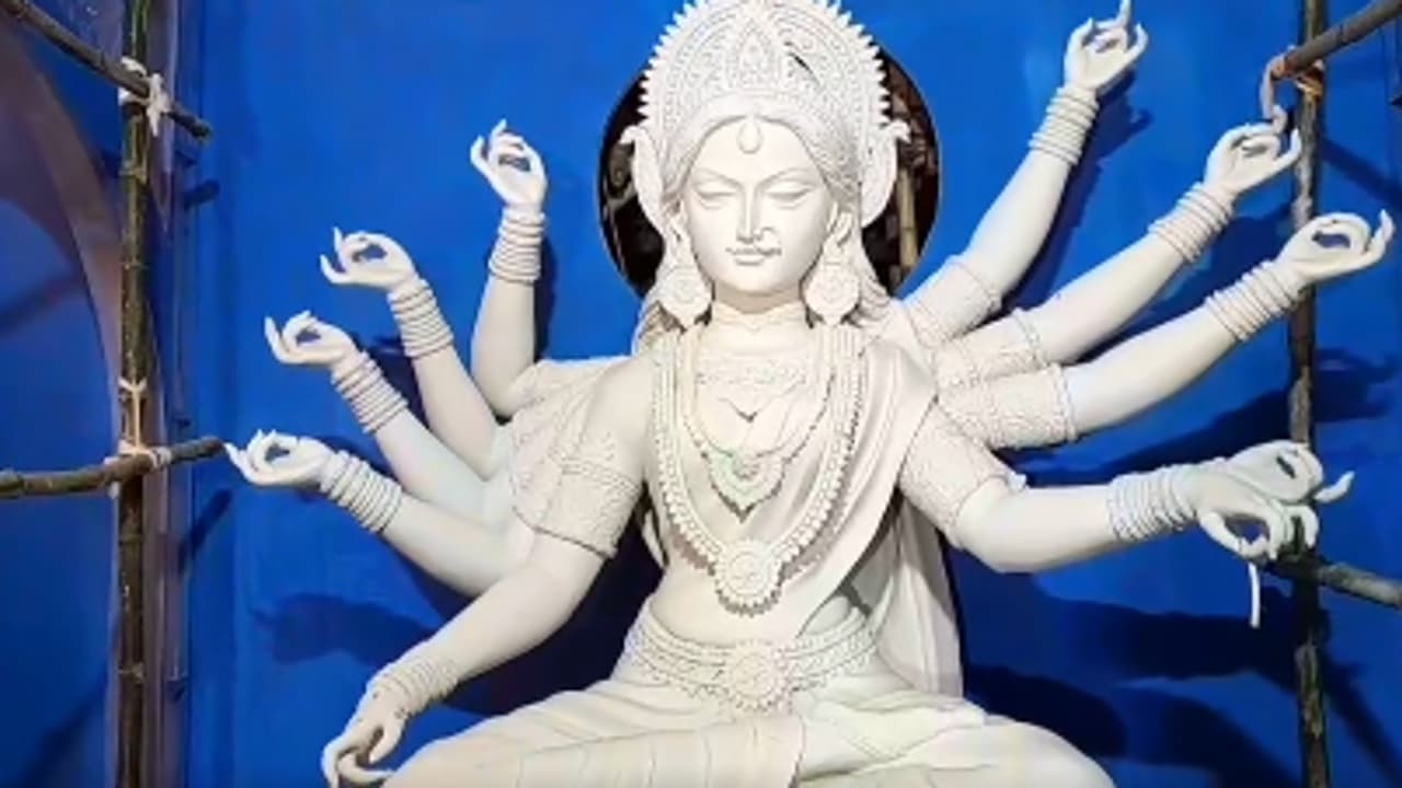 Jagat Mukherjee Park Durga Puja Howrah underwater metro Theme Jagat Mukherjee Park Durga Puja Howrah underwater metro Theme