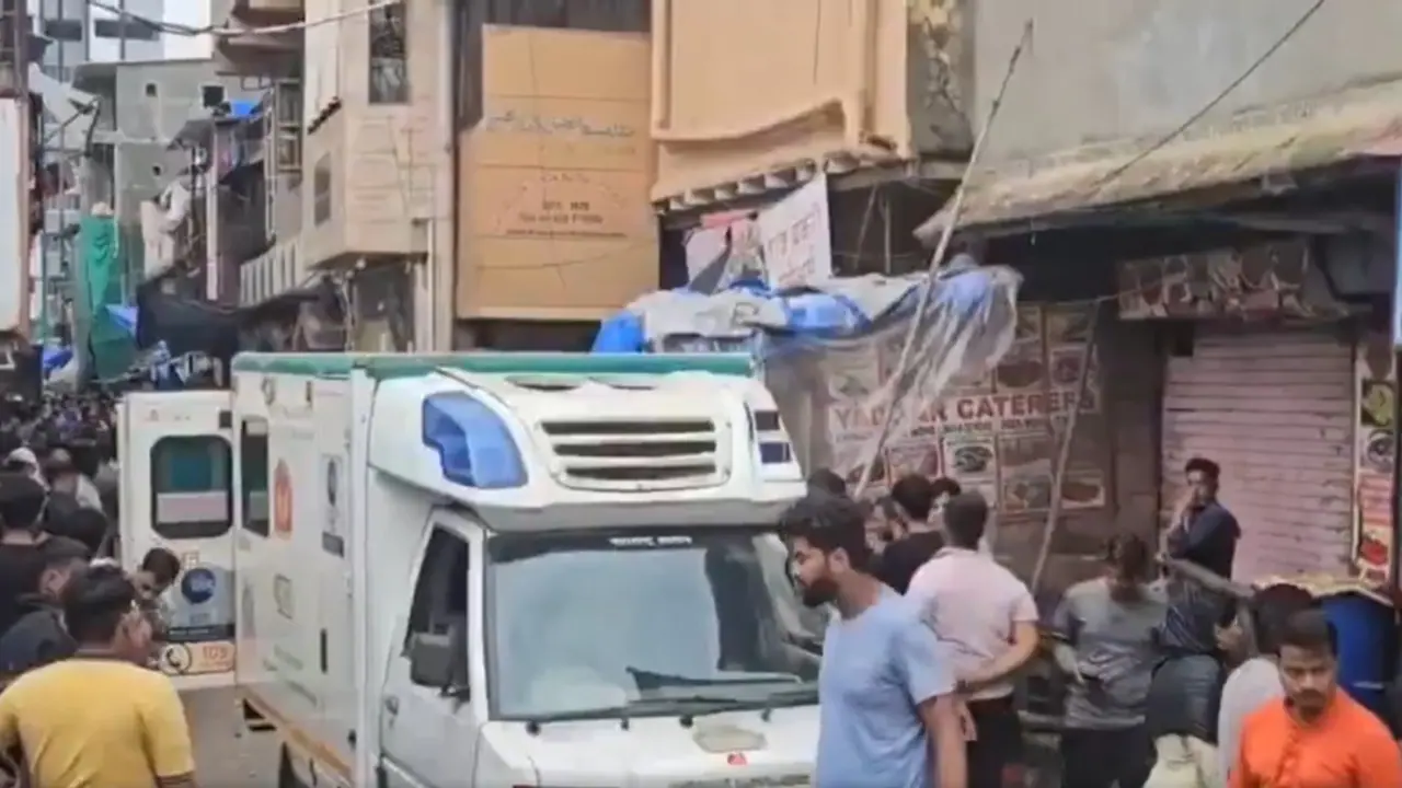 Mumbai chawl collapse