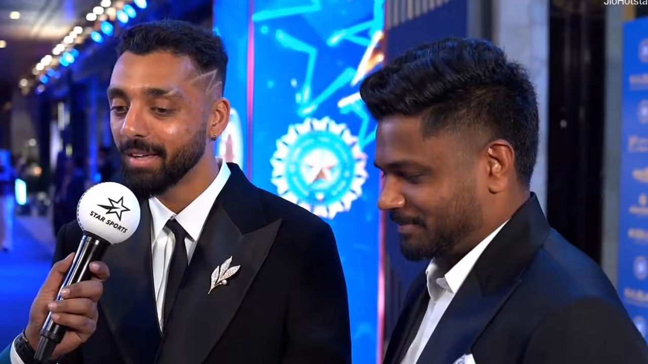 Varun Chakravarthy and Sanju Samson Varun Chakravarthy and Sanju Samson