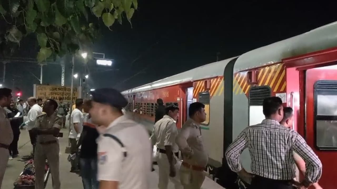shootout at njp railway station in kamakhya anand vihar express