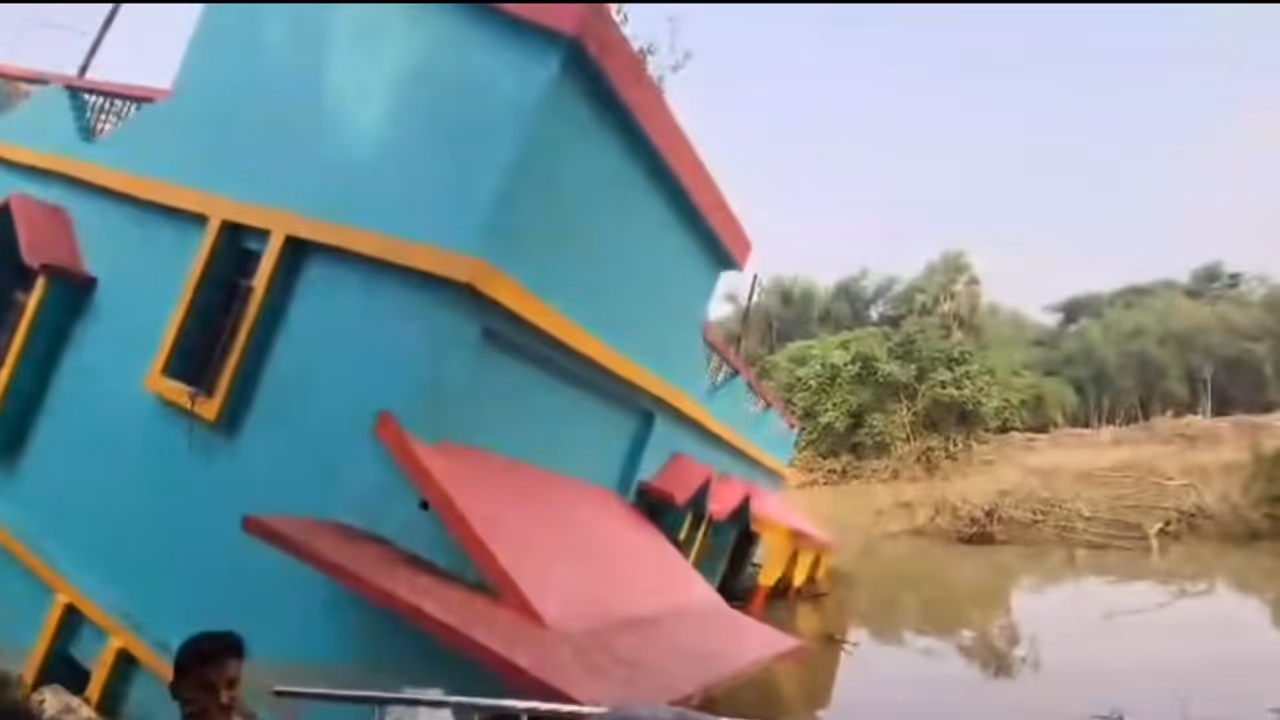 Calcutta High Court asked what state had done for flood victims in West Midnapore Hooghly Howrah bsm Calcutta High Court asked what state had done for flood victims in West Midnapore Hooghly Howrah bsm