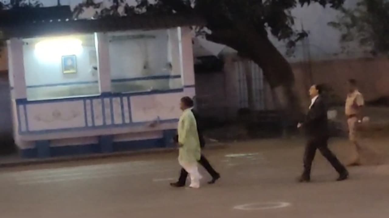 জ্যোতিপ্রিয় মল্লিক