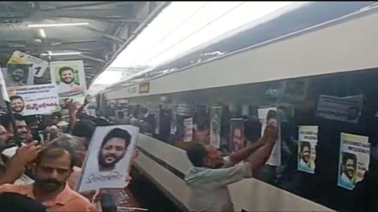 kerala VK Sreekandan poster on vande bharat express