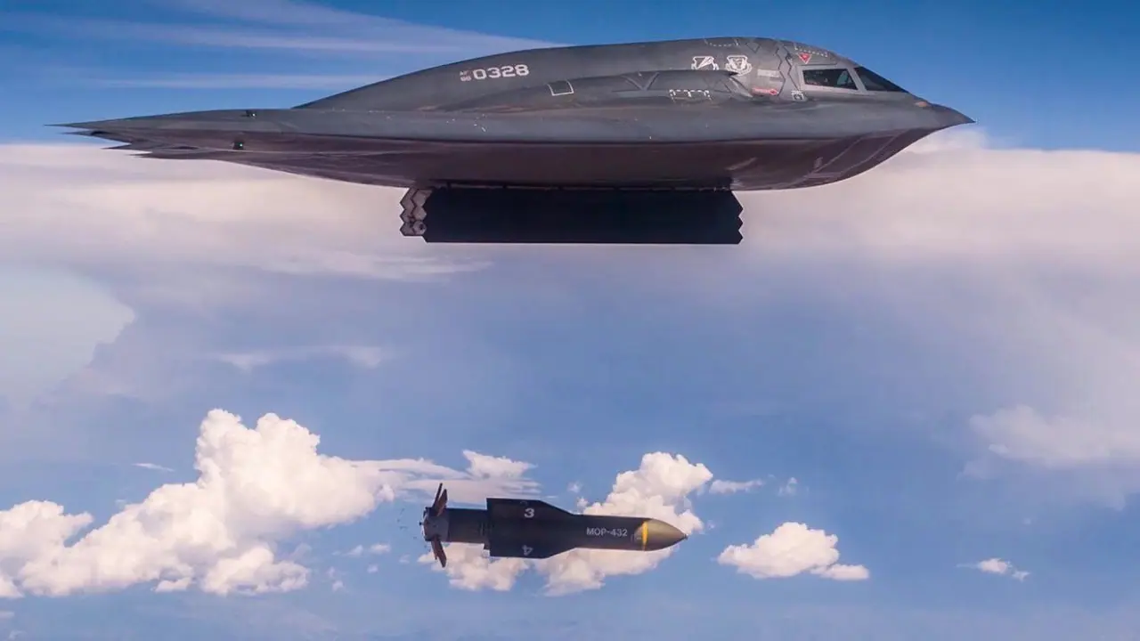 US B 2 Spirit bomber