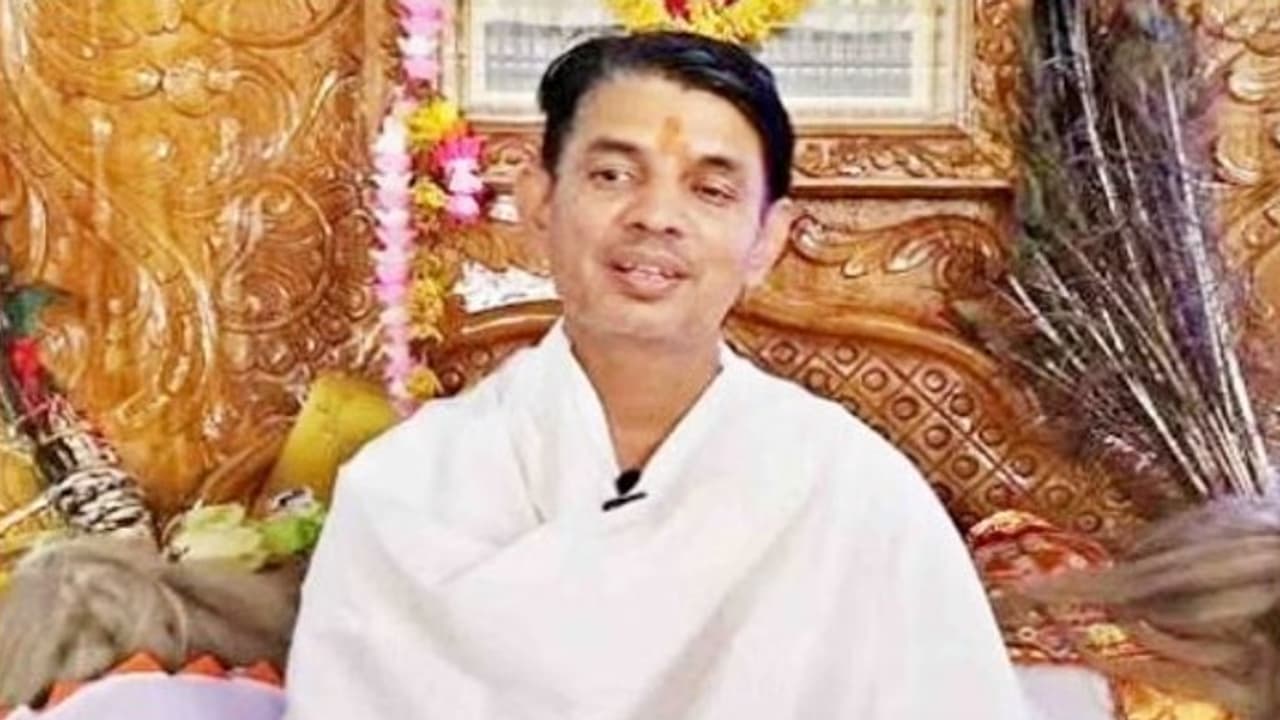 bedeshwar dham mahant. bedeshwar dham mahant.