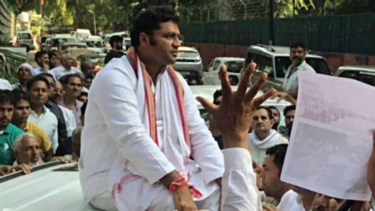 हरियाणा चुनाव: अशोक तंवर करेंगे जननायक जनता पार्टी का समर्थन तो पत्नी मांगेगी कांग्रेस के पक्ष में वोट