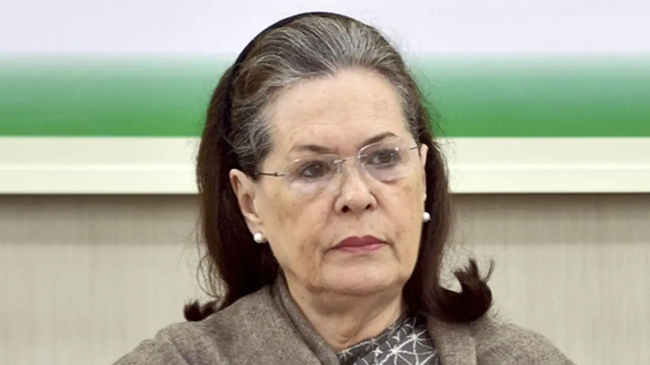 फिर गांधी परिवार ही संभालेगा कांग्रेस की कमान, बढ़ेगा सोनिया का कार्यकाल