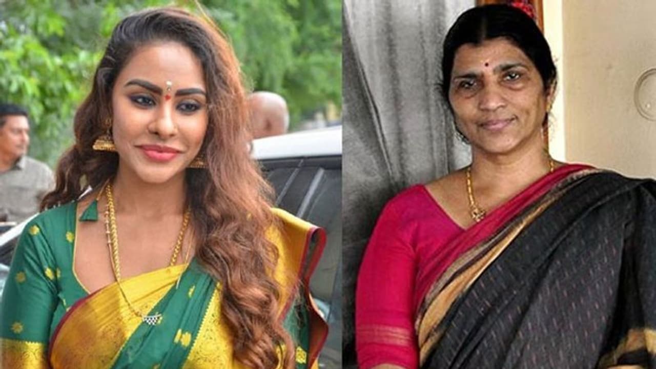 Parvathi Reddy లక్ష్మీపార్వతిపై శ్రీరెడ్డి ఘాటు వ్యాఖ్యలు! | Srireddy Comments On ...
