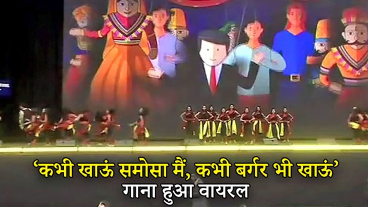 जब तक पीएम मोदी नहीं पहुंचे तब तक कुछ यूं झूमता रहा अमेरिका का ह्यूस्टन