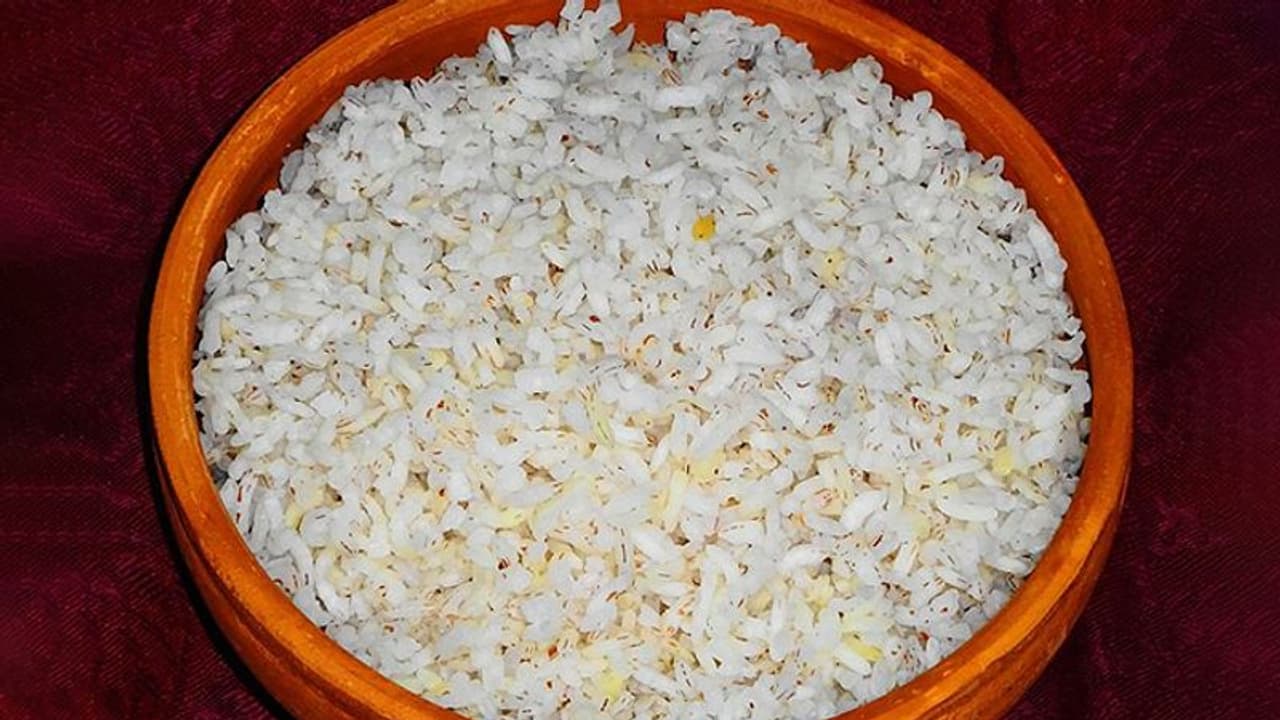 Ration Rice Type Ration Rice: రేషన్ బియ్యంలో...ప్లాస్టిక్ బియ్యం కలుపుతున్నారా ? అవి ...