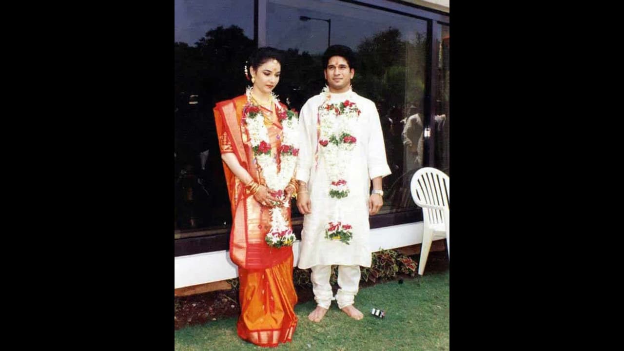 സച്ചിന്\u200d-അഞ്ജലി കൂട്ടുകെട്ട് 25 നോട്ടൗട്ട് | Sachin Tendulkar-Anjali  Tendulkar celebrates 25th Marriage anniverery | Sachin Tendulkar Anjali  Tendulkar Celebrates 25th Marriage Anniverery | Asianet News Malayalam, image size:1280x720