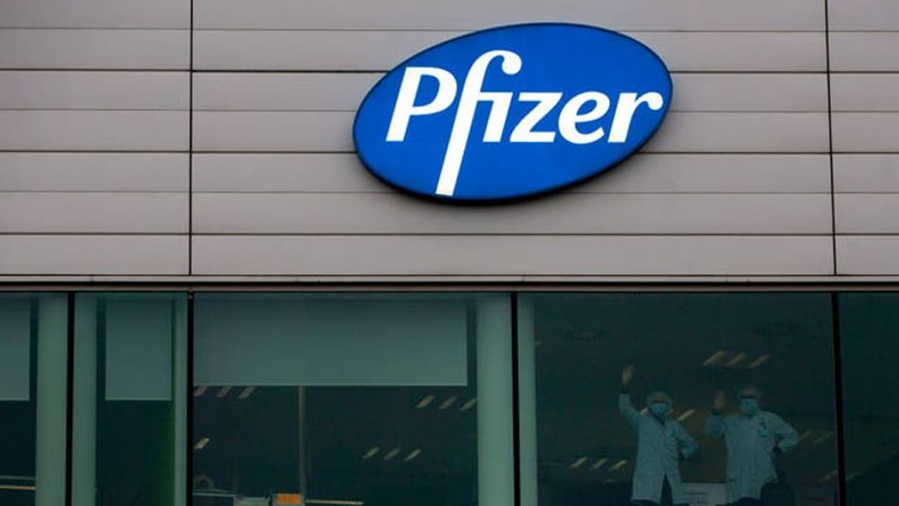 Pfizer vaccine may get US FDA's emergency use authorisation by Sunday