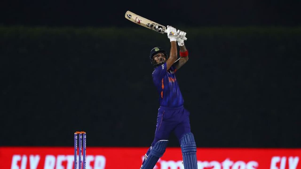 'Consistency is the problem in KL Rahul's case' - Mohammed Azharuddin