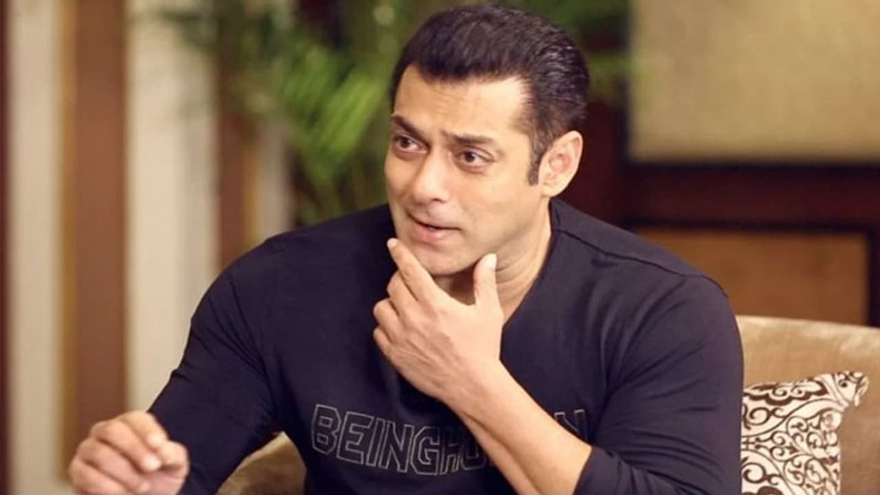 Salman Khan is no more single; actor hints at having a girlfriend while talking to Shehnaaz Gill