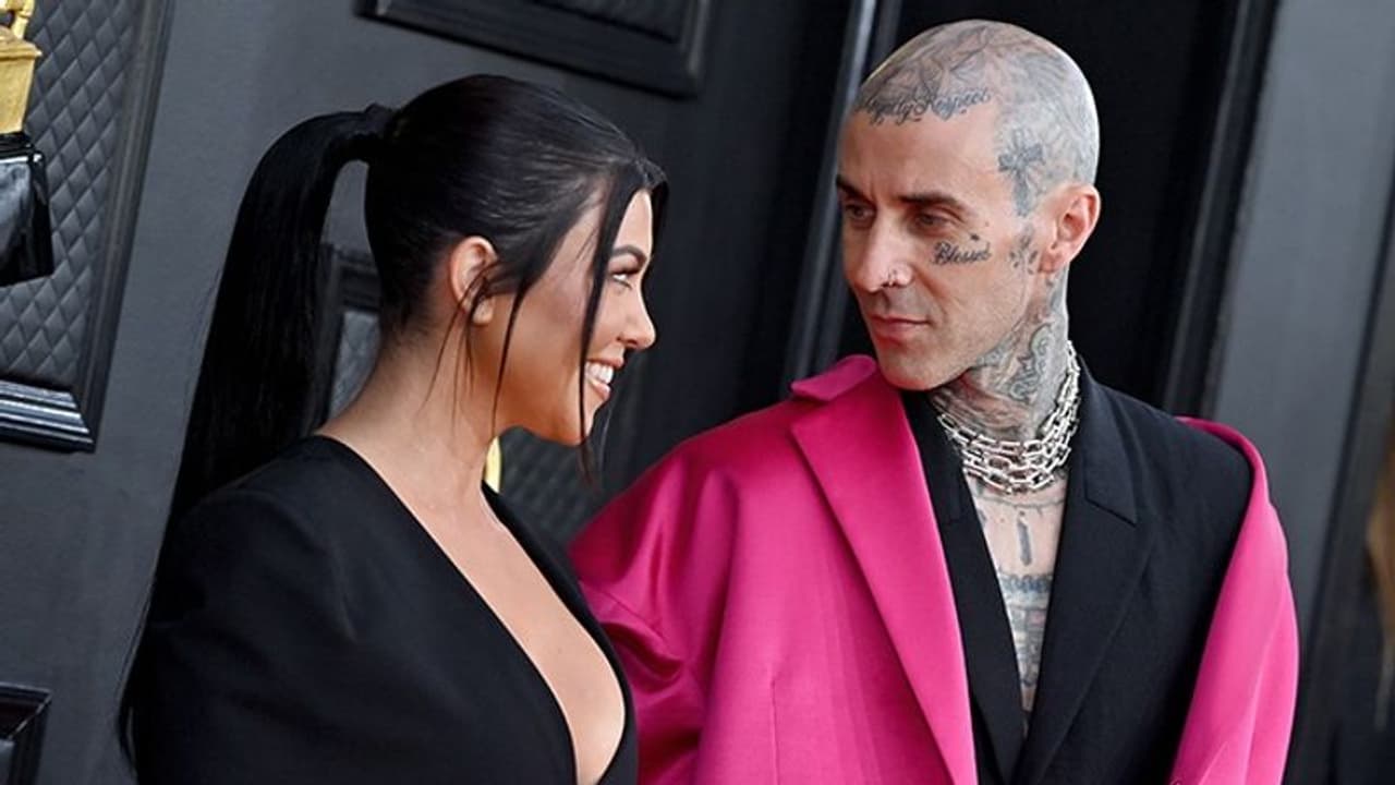 Kourtney Kardashian says she made the first move with Travis Barker