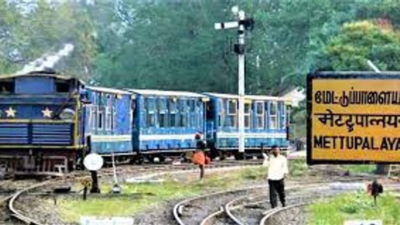 மேட்டுப்பாளையம் - உதகை மலை ரயில் சேவை ரத்து.. சுற்றுலா பயணிகள் ஏமாற்றம் ...