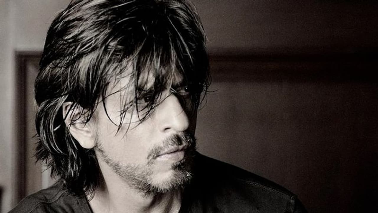 Shah Rukh Khan finally opens up about liking to win awards - READ on to ...