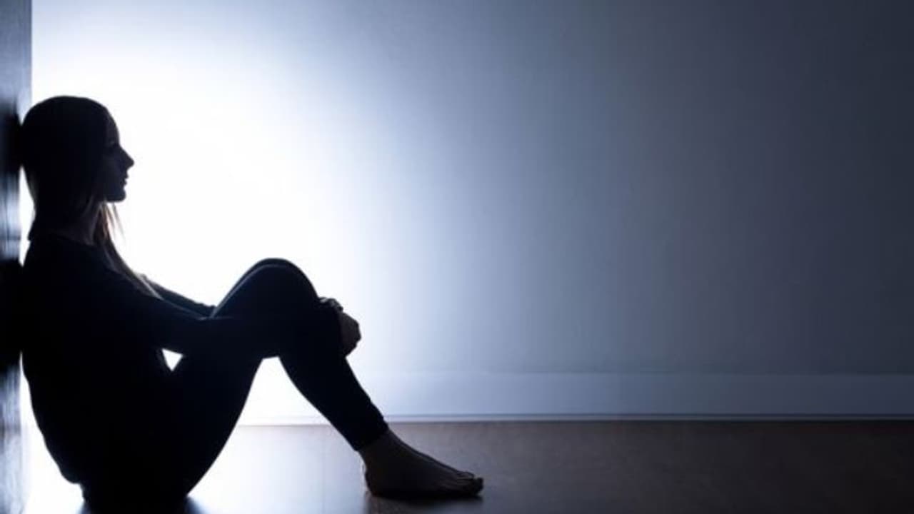 Effects of over-identifying with your mental health issues