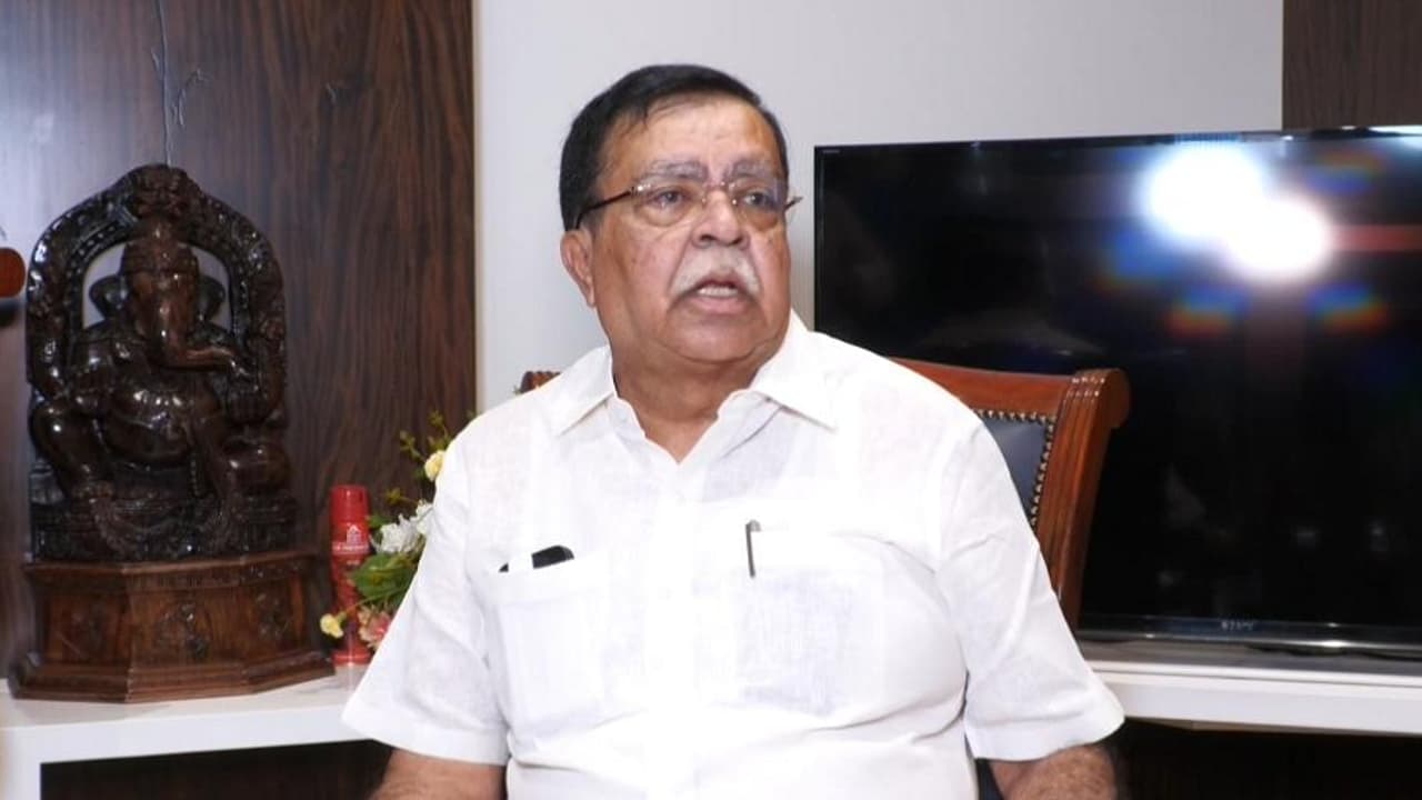 Minister Rajanna Steps Down Hassan district in-charge ಹಾಸನ ಉಸ್ತುವಾರಿ ಬದಲಾವಣೆ ಬೆನ್ನಲ್ಲೇ ಸೆಪ್ಟೆಂಬರ್ನಲ್ಲಿ ಕ್ರಾಂತಿ ಎಂದ ಸಚಿವ ರಾಜಣ್ಣ! | Minister Rajanna Steps Down Krishna Byre Gowda Takes Over Hassan In Charge Gow Minister Rajanna Steps Down Hassan district in-charge ಹಾಸನ ಉಸ್ತುವಾರಿ ಬದಲಾವಣೆ ಬೆನ್ನಲ್ಲೇ ಸೆಪ್ಟೆಂಬರ್ನಲ್ಲಿ ಕ್ರಾಂತಿ ಎಂದ ಸಚಿವ ರಾಜಣ್ಣ! | Minister Rajanna Steps Down Krishna Byre Gowda Takes Over Hassan In Charge Gow