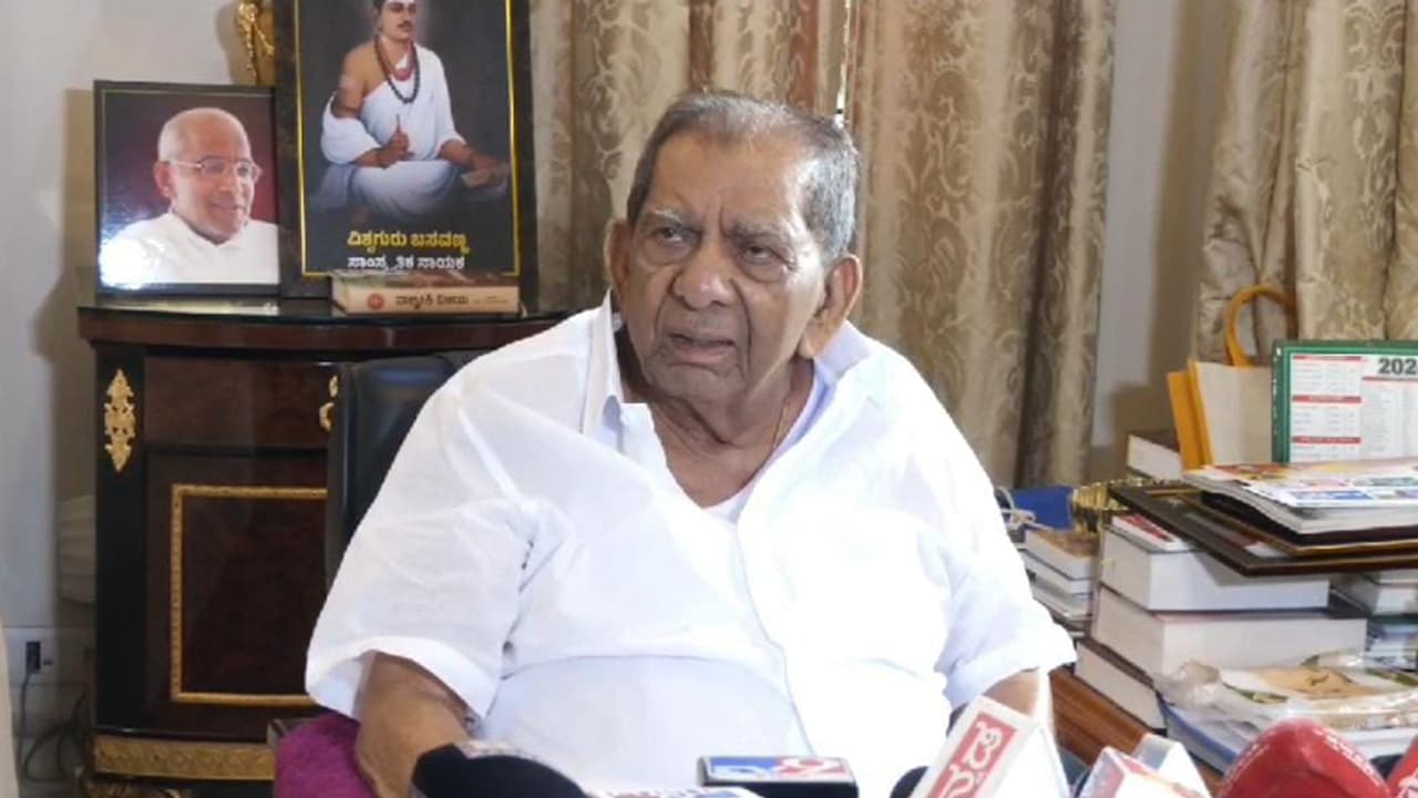 Karnataka News: ಹಿರಿಯ ಕಾಂಗ್ರೆಸ್ ನಾಯಕ ಶಾಮನೂರು ಶಿವಶಂಕರಪ್ಪ ಇನ್ನಿಲ್ಲ: 95 ನೇ ವಯಸ್ಸಿನಲ್ಲಿ ನಿಧನ | Karnataka Congress Leader Shamanur Shivashankarappa Passes Away Sat Karnataka News: ಹಿರಿಯ ಕಾಂಗ್ರೆಸ್ ನಾಯಕ ಶಾಮನೂರು ಶಿವಶಂಕರಪ್ಪ ಇನ್ನಿಲ್ಲ: 95 ನೇ ವಯಸ್ಸಿನಲ್ಲಿ ನಿಧನ | Karnataka Congress Leader Shamanur Shivashankarappa Passes Away Sat