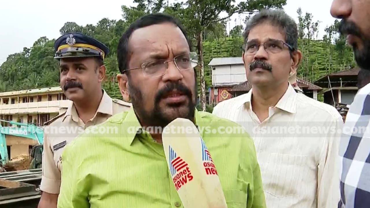 'തുറന്നു പറയേണ്ടി വരും, ഇപ്പോഴല്ലെങ്കില് പിന്നെ', ഹെലികോപ്റ്റർ യാത്ര വിവാദത്തില് പ്രതികരണവുമായി കെ രാജൻ