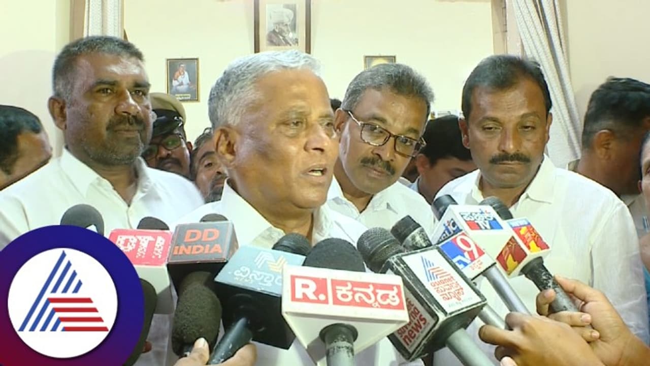 ತುಮಕೂರು ವಿವಿಗೆ ಶಿವಕುಮಾರಶ್ರೀ ಹೆಸರಿಡಿ: ಸಿದ್ದರಾಮಯ್ಯಗೆ ಸೋಮಣ್ಣ ಪತ್ರ | Shivakumara Swamy Name For Tumakuru University V Somanna Demand Gvd ತುಮಕೂರು ವಿವಿಗೆ ಶಿವಕುಮಾರಶ್ರೀ ಹೆಸರಿಡಿ: ಸಿದ್ದರಾಮಯ್ಯಗೆ ಸೋಮಣ್ಣ ಪತ್ರ | Shivakumara Swamy Name For Tumakuru University V Somanna Demand Gvd