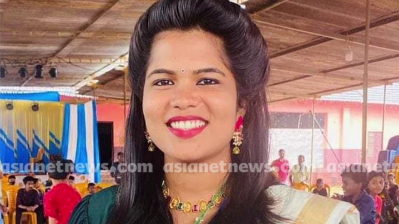 ജോലി വാഗ്ദാനം ചെയ്ത് 15 ലക്ഷം രൂപ തട്ടിയ കേസ്; ഡിവൈഎഫ്ഐ മുൻ നേതാവ് ...