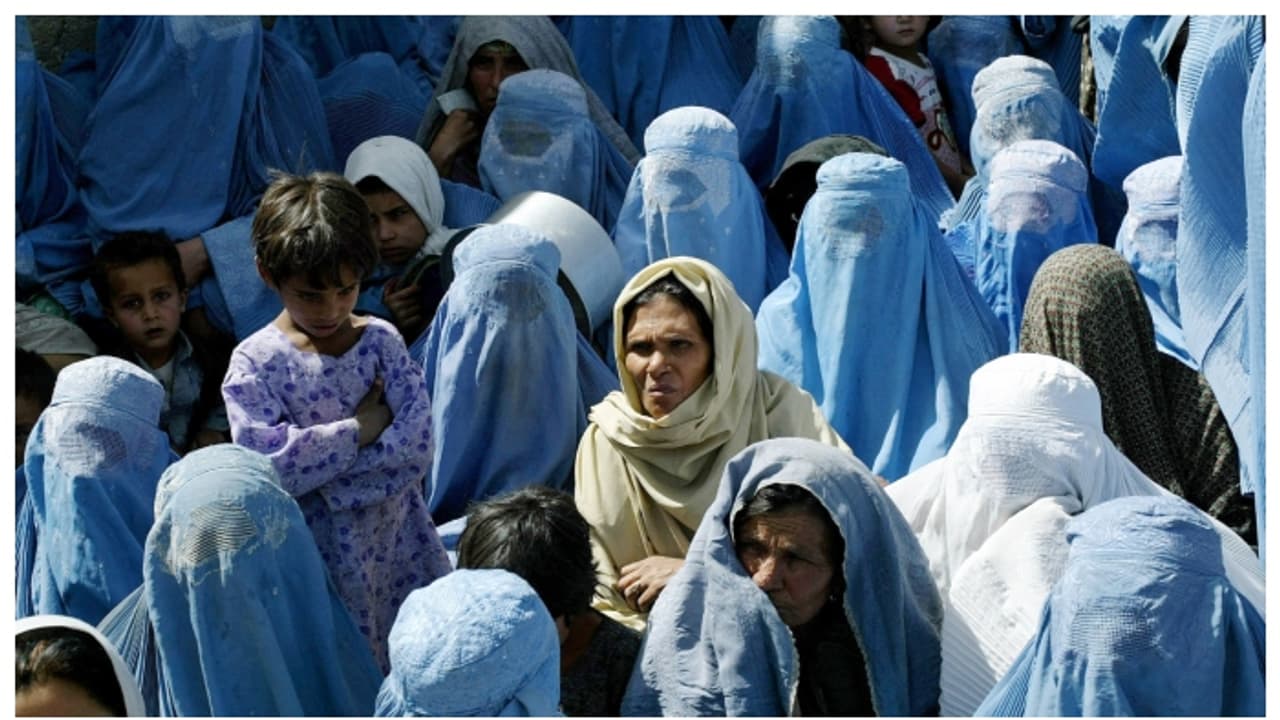 Taliban Law: Afghan Women Face Jail for Visiting Relatives Without Husband’s Permission