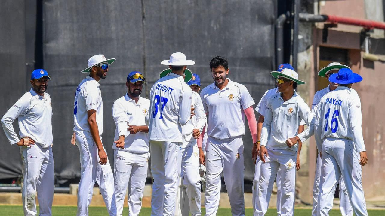 ರಣಜಿ ಟ್ರೋಫಿ: ಕರ್ನಾಟಕ ವಿರುದ್ಧ ಆಂಧ್ರಕ್ಕೆ 57 ರನ್‌ ಮುನ್ನಡೆ; 19ರ ಹರೆಯದ ರಾಹುಲ್‌ ಶತಕ