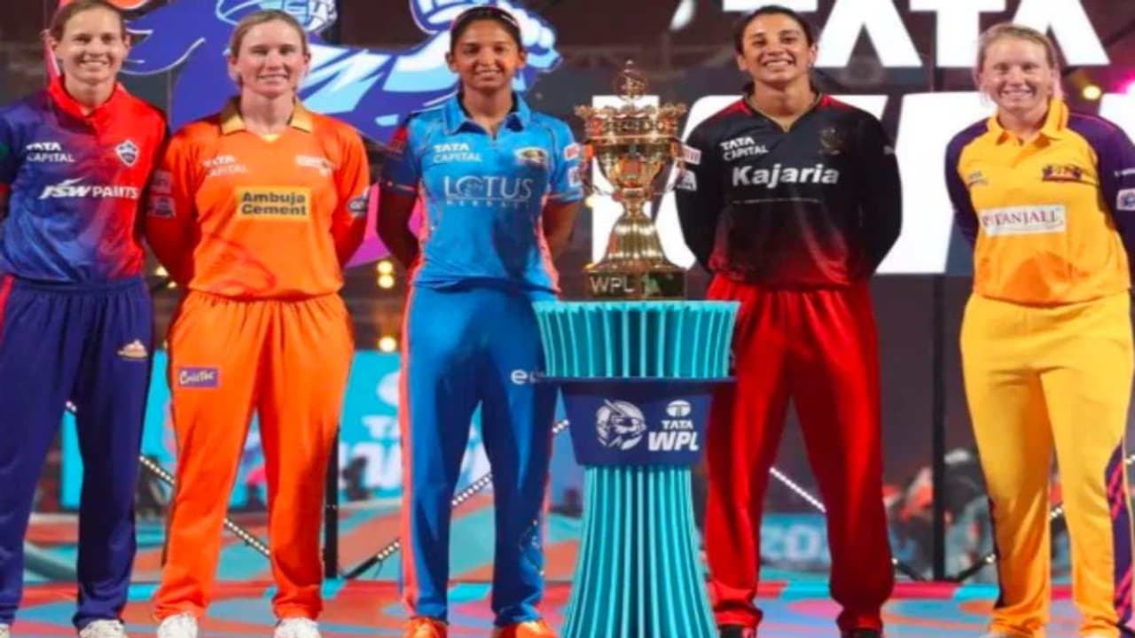 WPL ಆಟಗಾರ್ತಿಯರ ರೀಟೈನ್ಗೆ ಡೆಡ್ಲೈನ್ ಫಿಕ್ಸ್; ಆರ್ಸಿಬಿ ಯಾರನ್ನೆಲ್ಲಾ ಉಳಿಸಿಕೊಳ್ಳುತ್ತೆ? | Rcb Possible Retained Players List Before Womens Premier League Auction Kvn WPL ಆಟಗಾರ್ತಿಯರ ರೀಟೈನ್ಗೆ ಡೆಡ್ಲೈನ್ ಫಿಕ್ಸ್; ಆರ್ಸಿಬಿ ಯಾರನ್ನೆಲ್ಲಾ ಉಳಿಸಿಕೊಳ್ಳುತ್ತೆ? | Rcb Possible Retained Players List Before Womens Premier League Auction Kvn